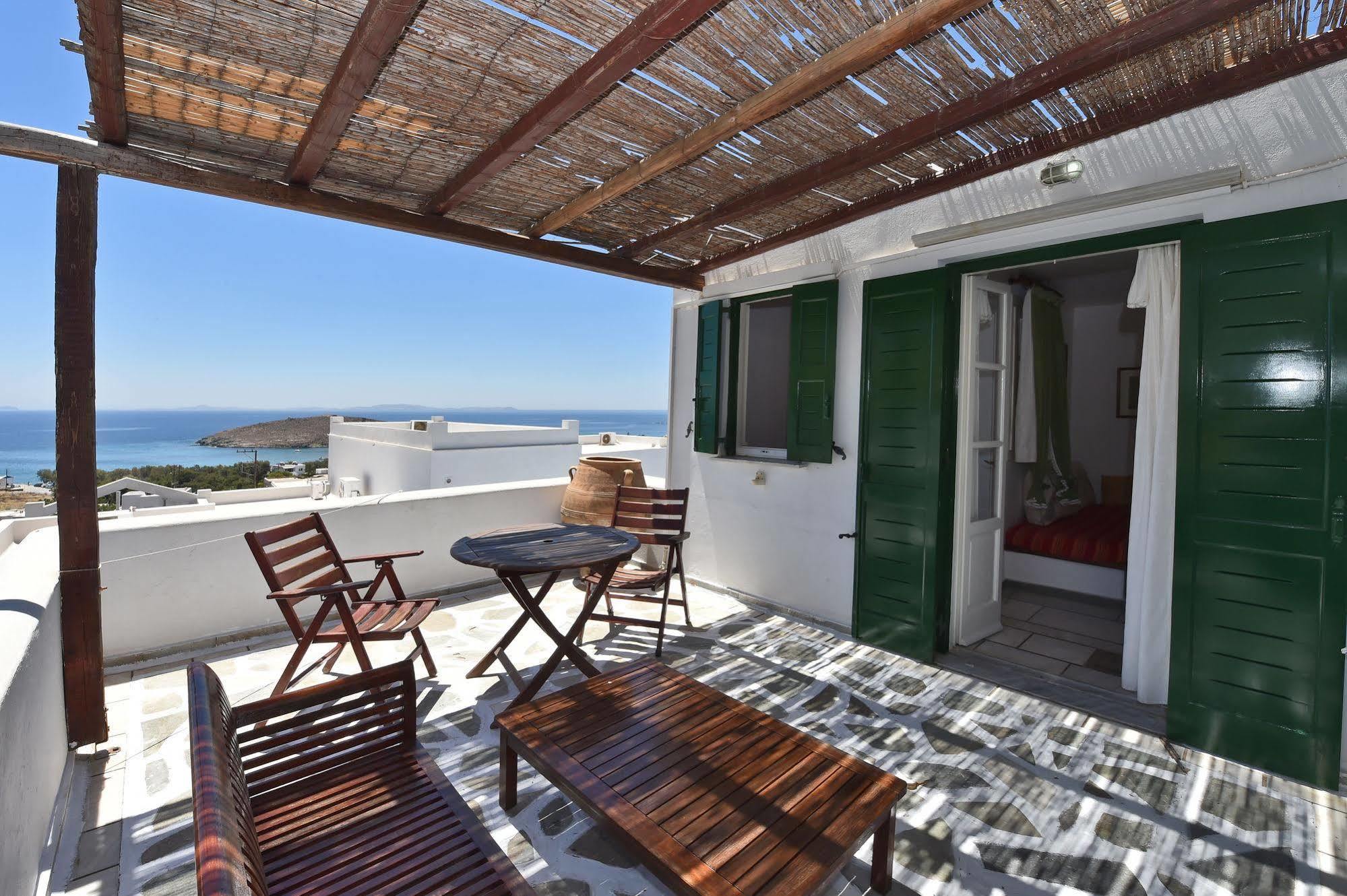 Mr & Mrs White Tinos Exterior foto